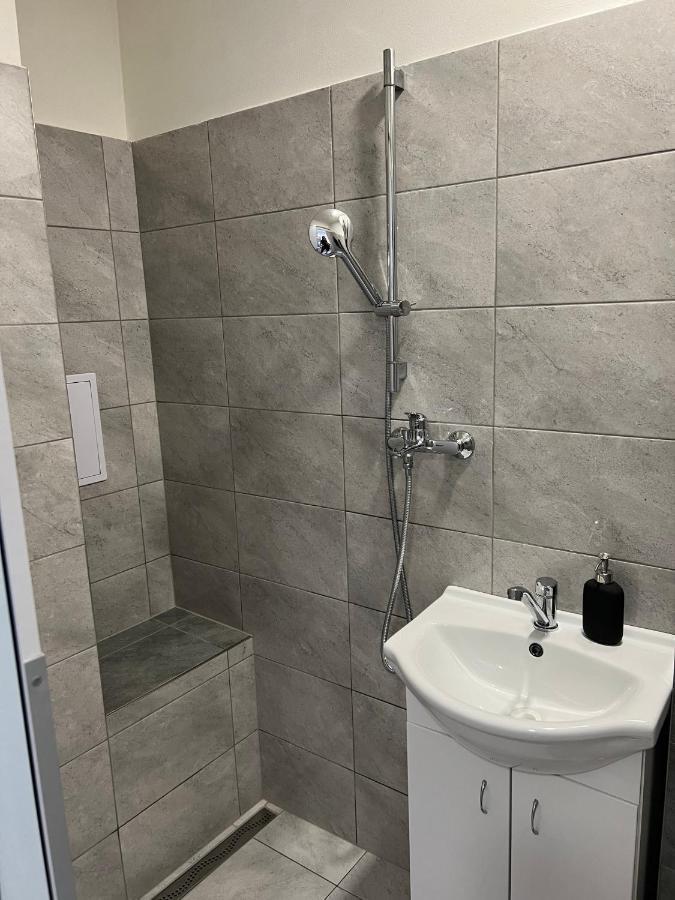 Apartamento Kapsle Luhačovice Exterior foto